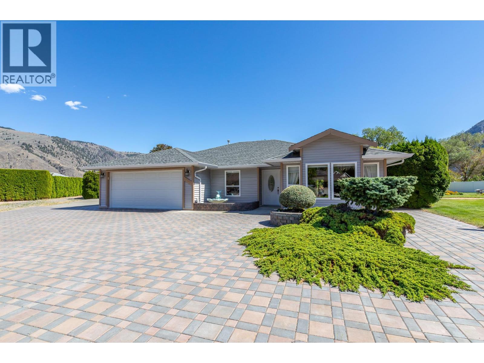 517 Vanderlinde Drive, Keremeos, British Columbia