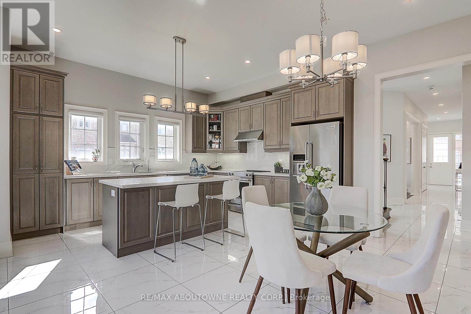 459 Threshing Mill Boulevard, Oakville, Ontario  L6H 0T3 - Photo 16 - W12759976