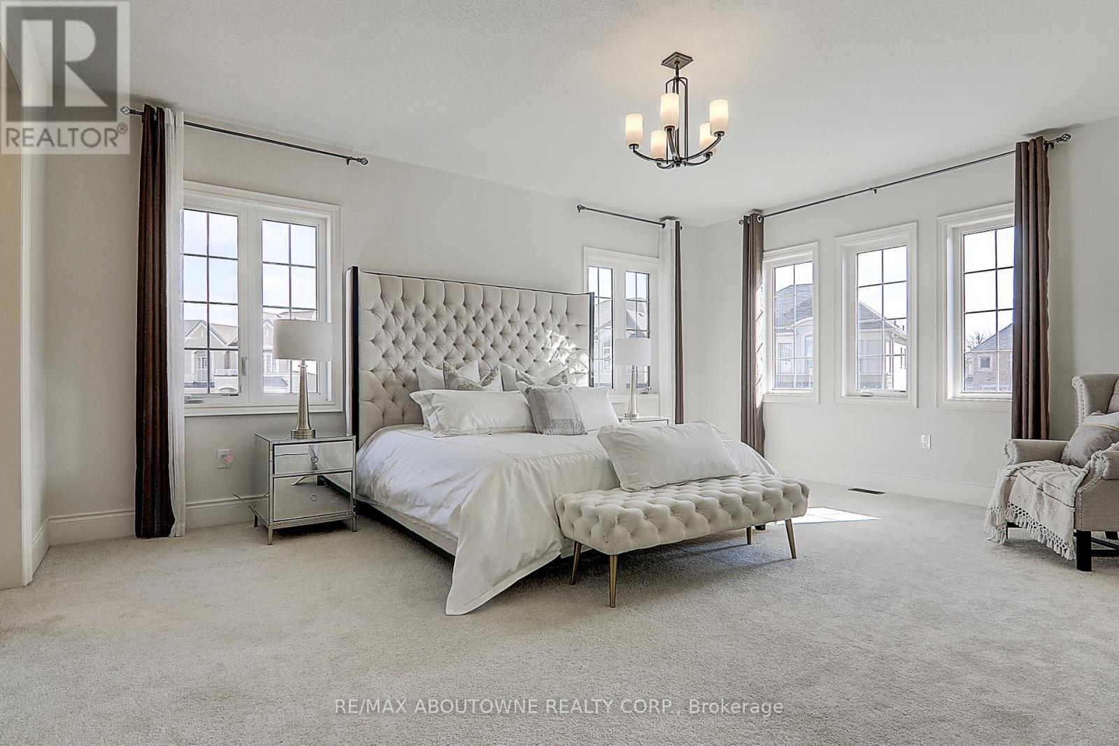 459 Threshing Mill Boulevard, Oakville, Ontario  L6H 0T3 - Photo 21 - W12759976