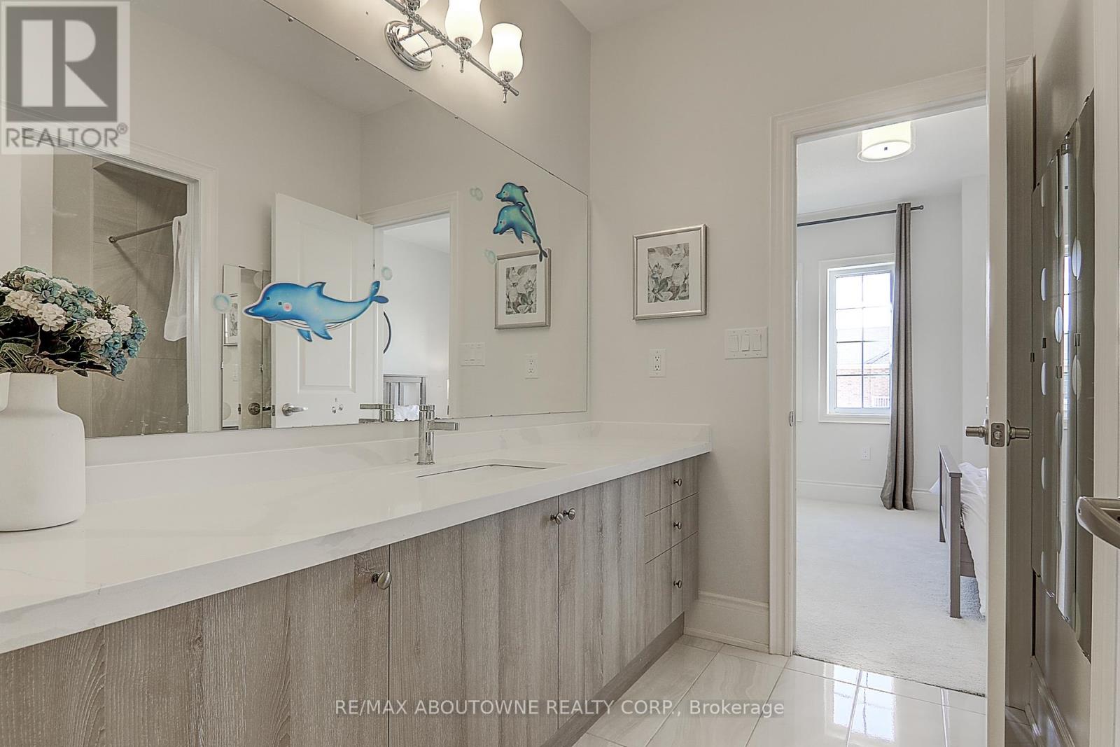 459 Threshing Mill Boulevard, Oakville, Ontario  L6H 0T3 - Photo 27 - W12759976