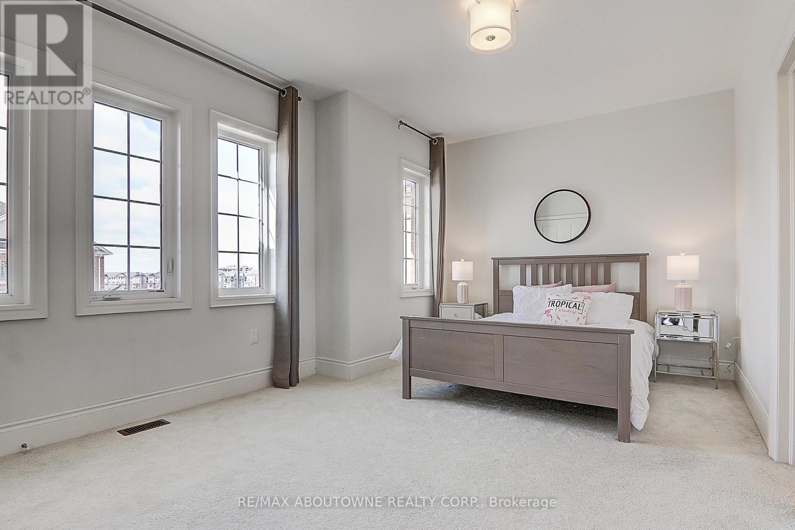 459 Threshing Mill Boulevard, Oakville, Ontario  L6H 0T3 - Photo 28 - W12759976