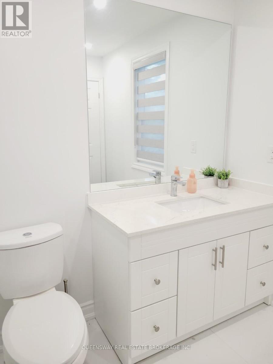 1 - 4196 Longmoor Drive, Burlington, Ontario  L7L 5E3 - Photo 13 - W12759998