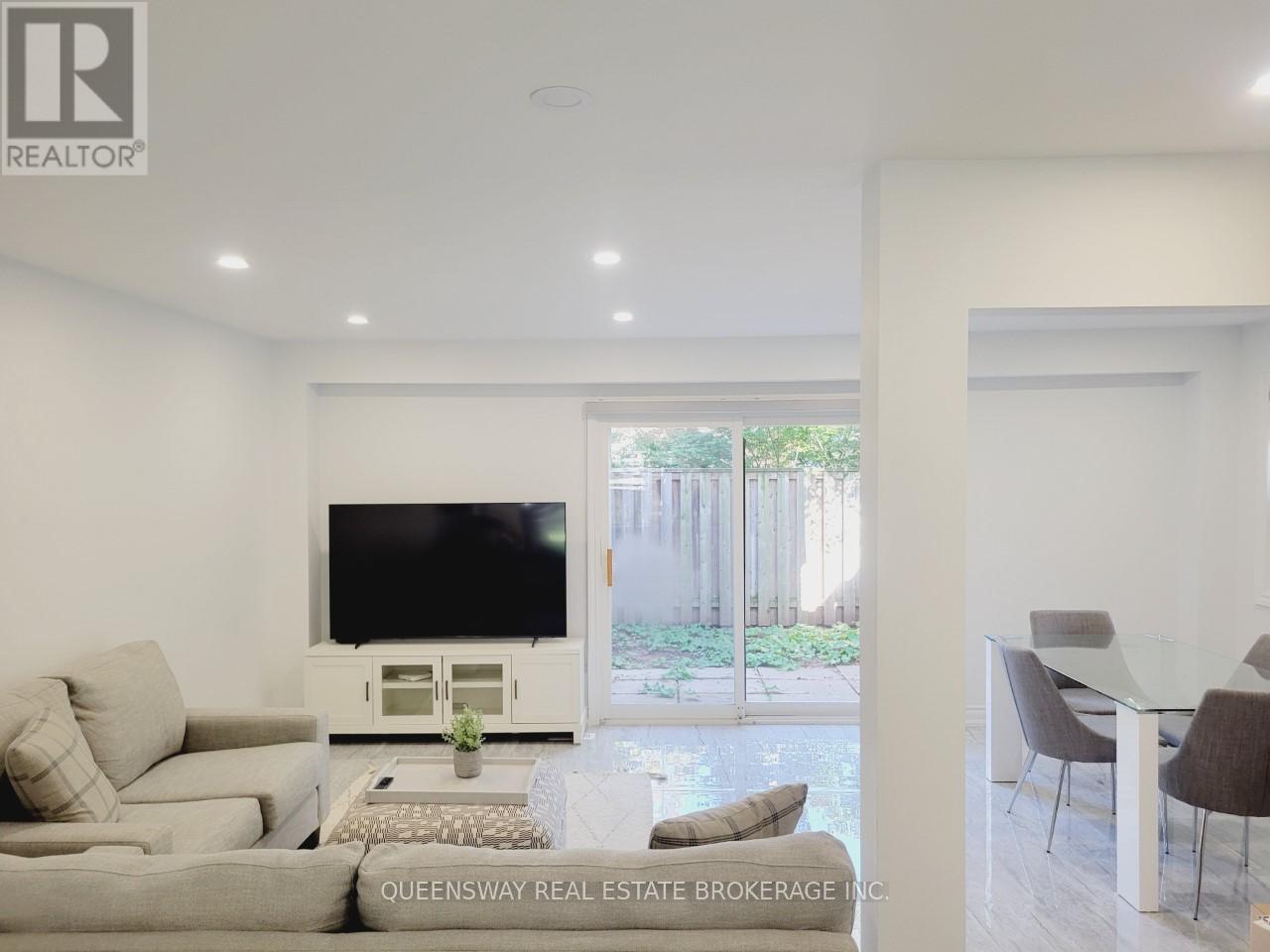 1 - 4196 Longmoor Drive, Burlington, Ontario  L7L 5E3 - Photo 7 - W12759998