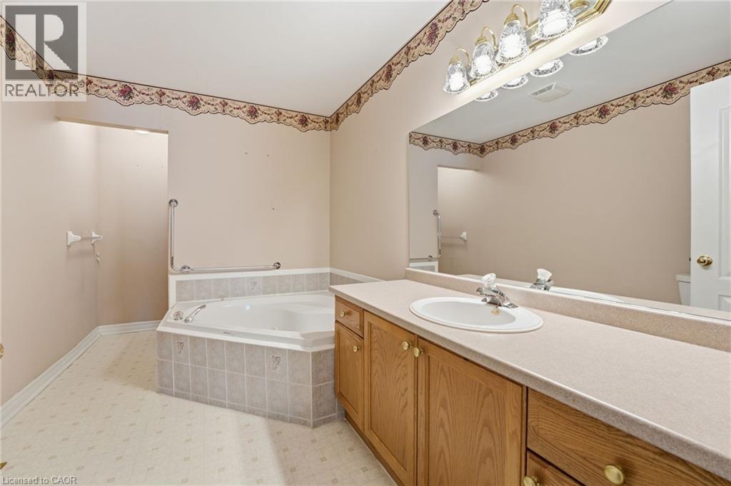 222 Fellowes Crescent Unit# 29, Waterdown, Ontario  L8B 0R1 - Photo 32 - 40801877