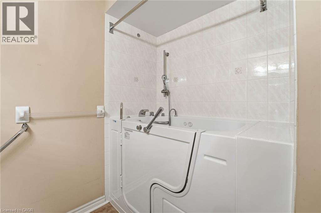 222 Fellowes Crescent Unit# 29, Waterdown, Ontario  L8B 0R1 - Photo 24 - 40801877