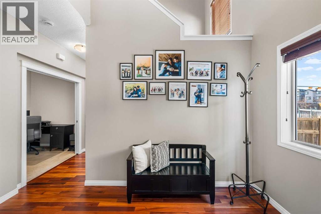 190 Sage Bank Grove Nw, Calgary, Alberta  T3R 0K1 - Photo 4 - A2282242