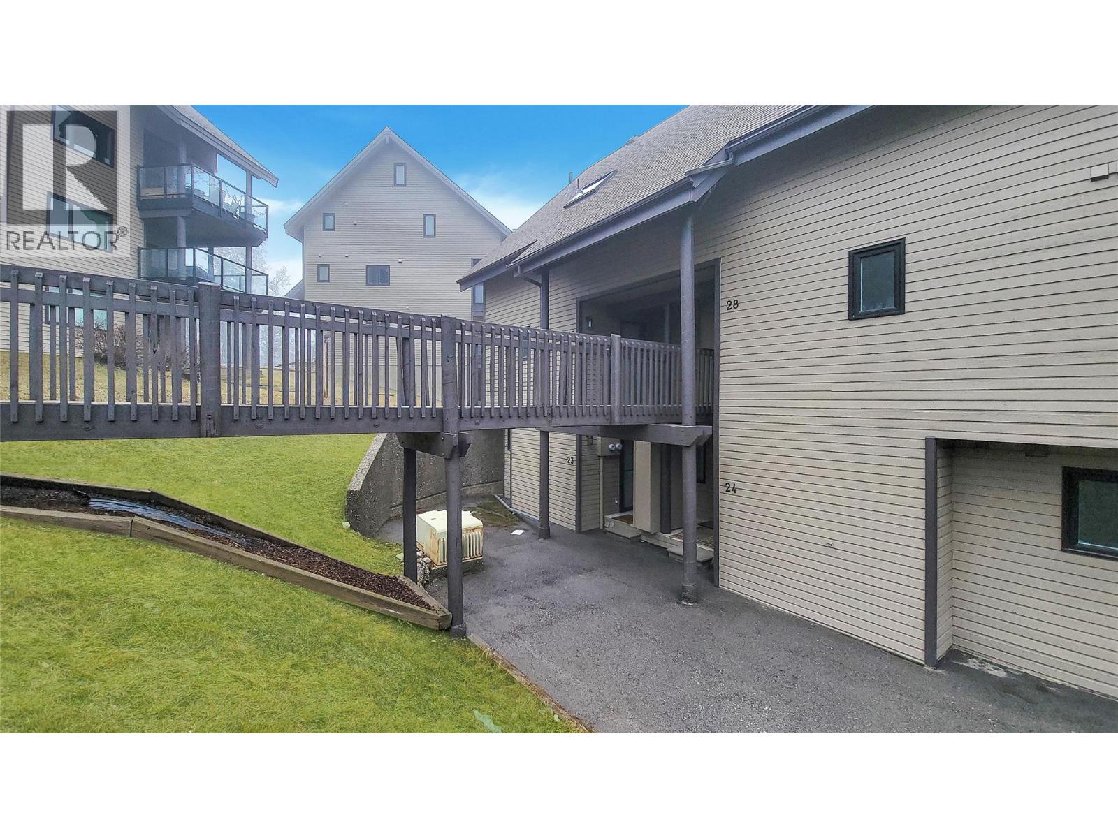 8040 Radium Golf Course Road Unit# 23, Radium Hot Springs, British Columbia  V0A 1M0 - Photo 6 - 10374125