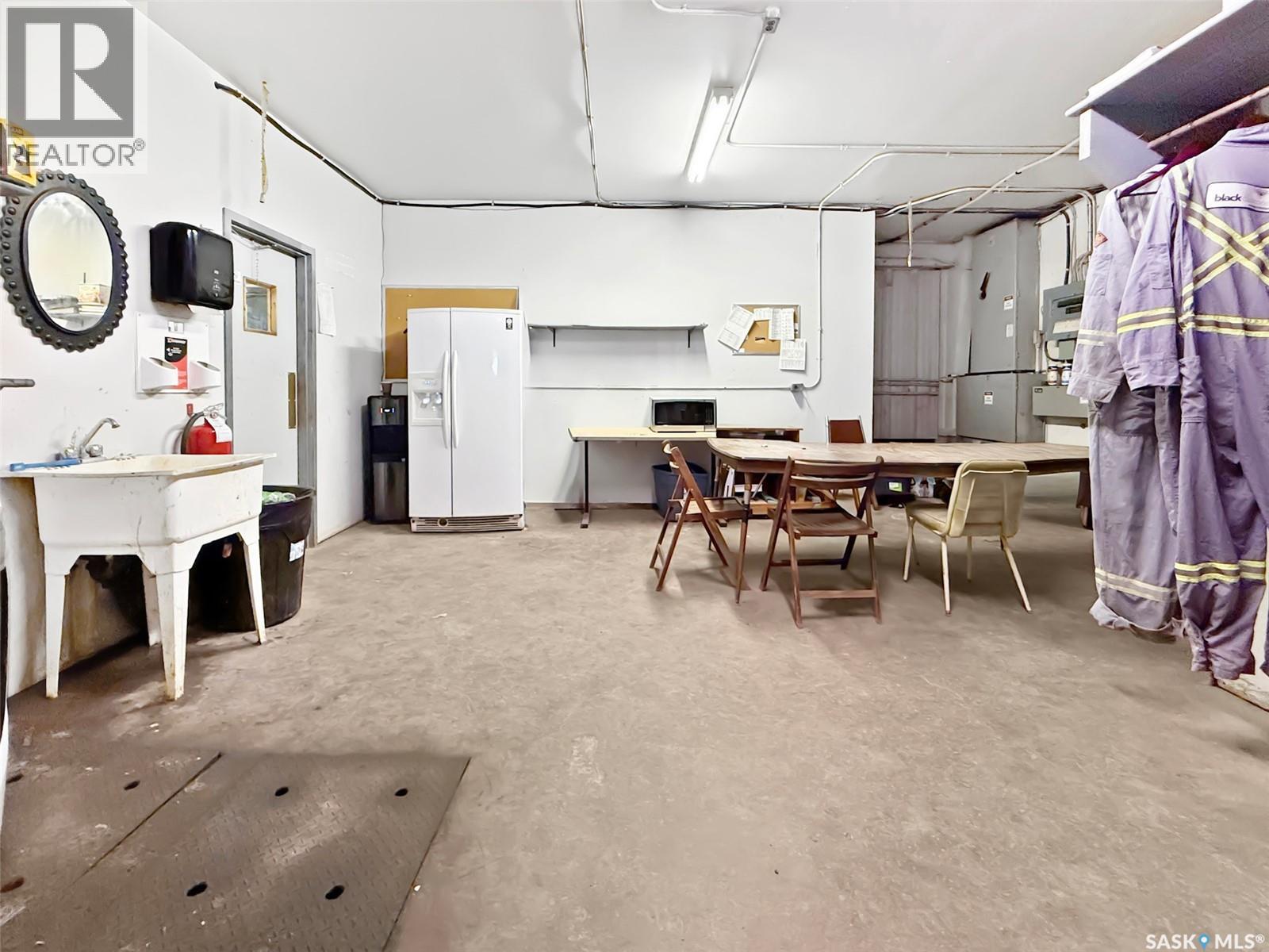 2190 South Railway Street E, Swift Current, Saskatchewan  S9H 5P3 - Photo 11 - SK027984