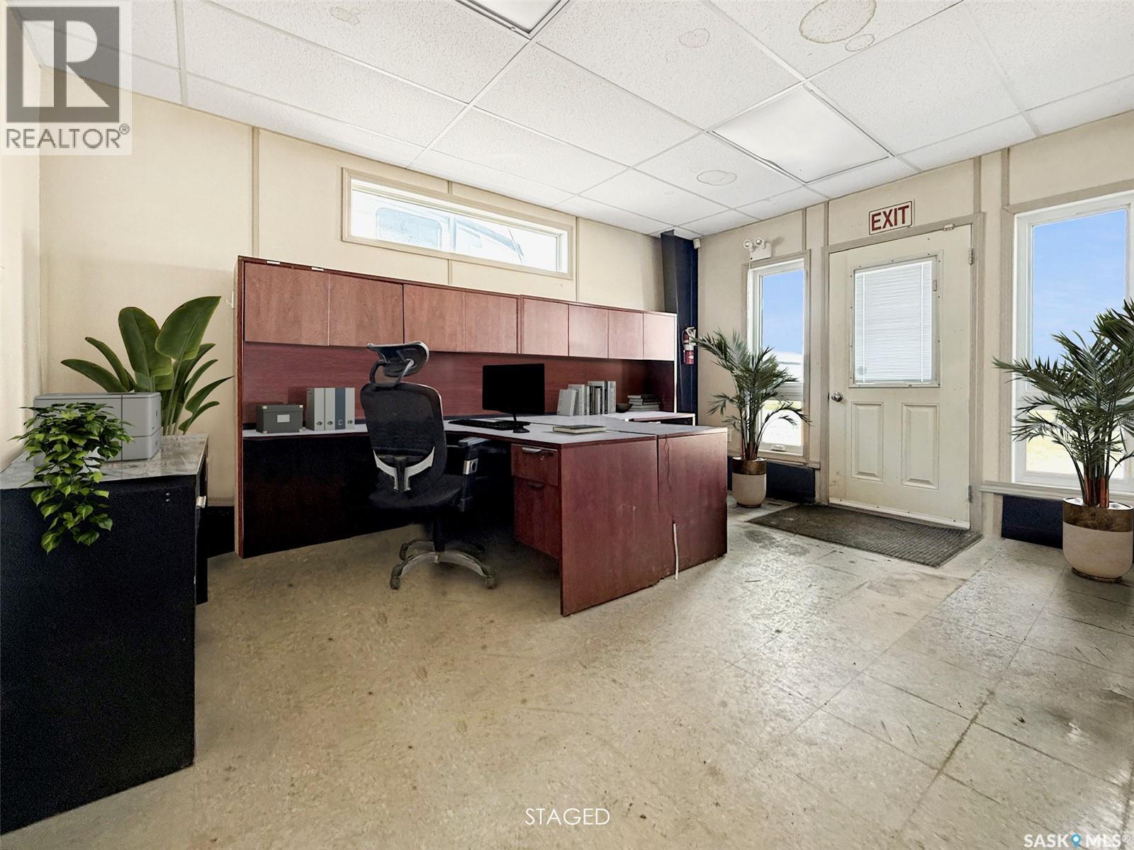 2190 South Railway Street E, Swift Current, Saskatchewan  S9H 5P3 - Photo 2 - SK027984