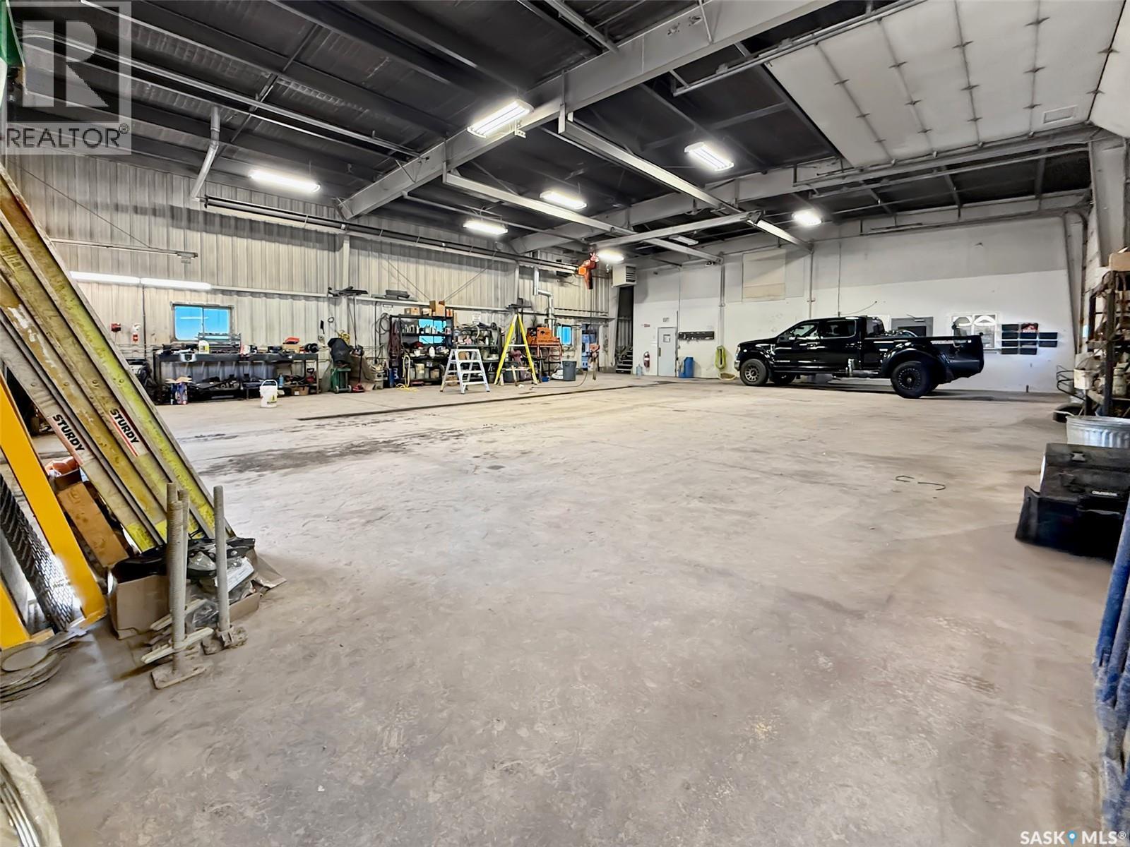 2190 South Railway Street E, Swift Current, Saskatchewan  S9H 5P3 - Photo 3 - SK027984