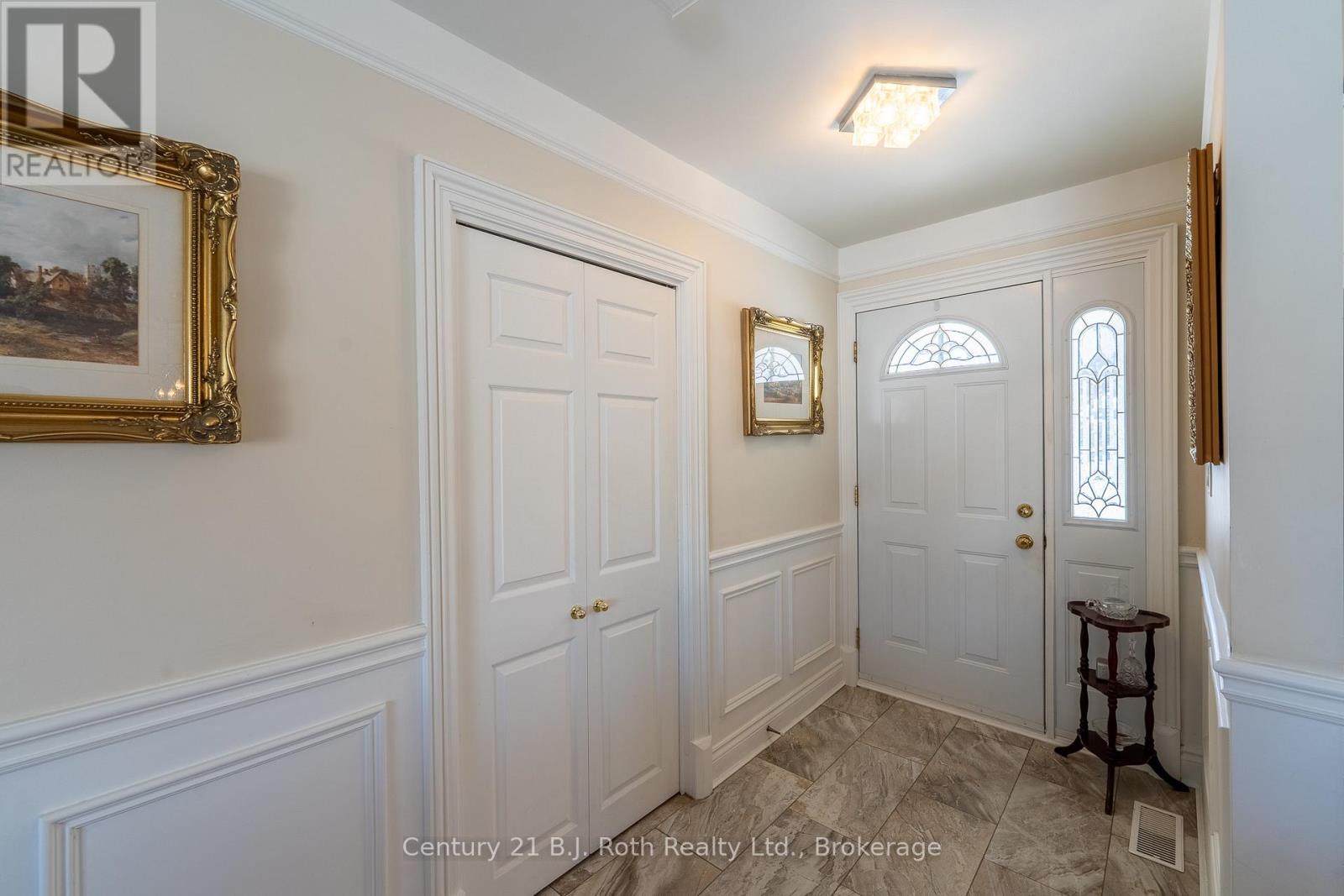 426 Highland Avenue, Orillia, Ontario  L3V 4E7 - Photo 15 - S12760042