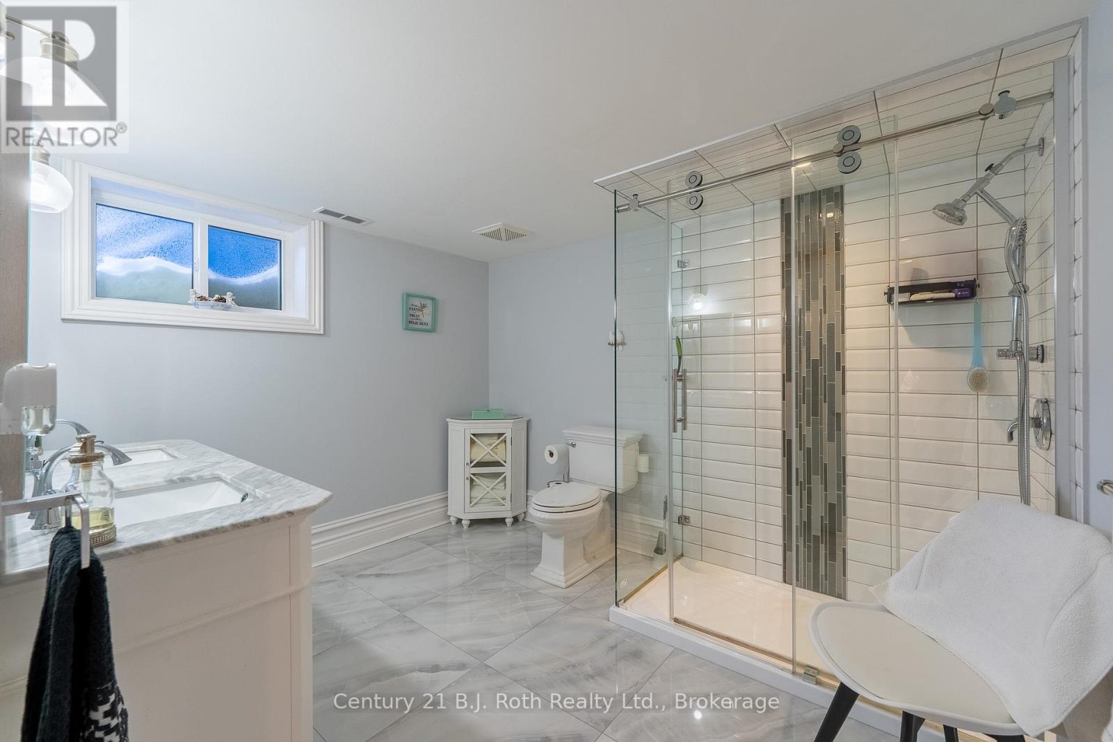 426 Highland Avenue, Orillia, Ontario  L3V 4E7 - Photo 46 - S12760042