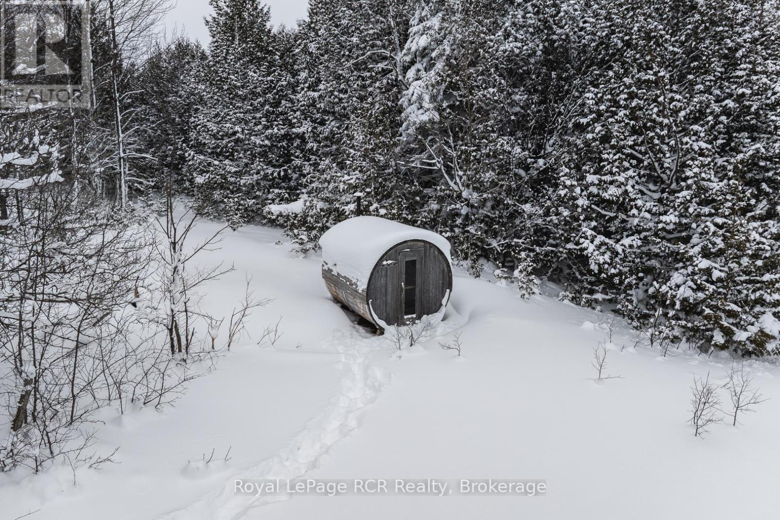 251 Mill Road, Chatsworth, Ontario  N0H 1R0 - Photo 11 - X12760062