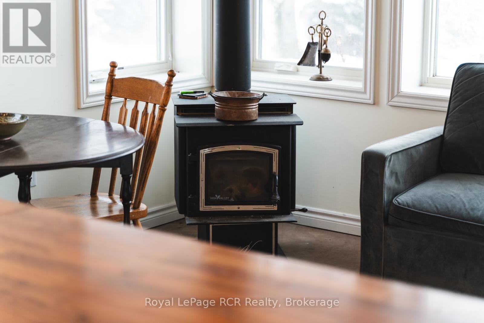 251 Mill Road, Chatsworth, Ontario  N0H 1R0 - Photo 39 - X12760062