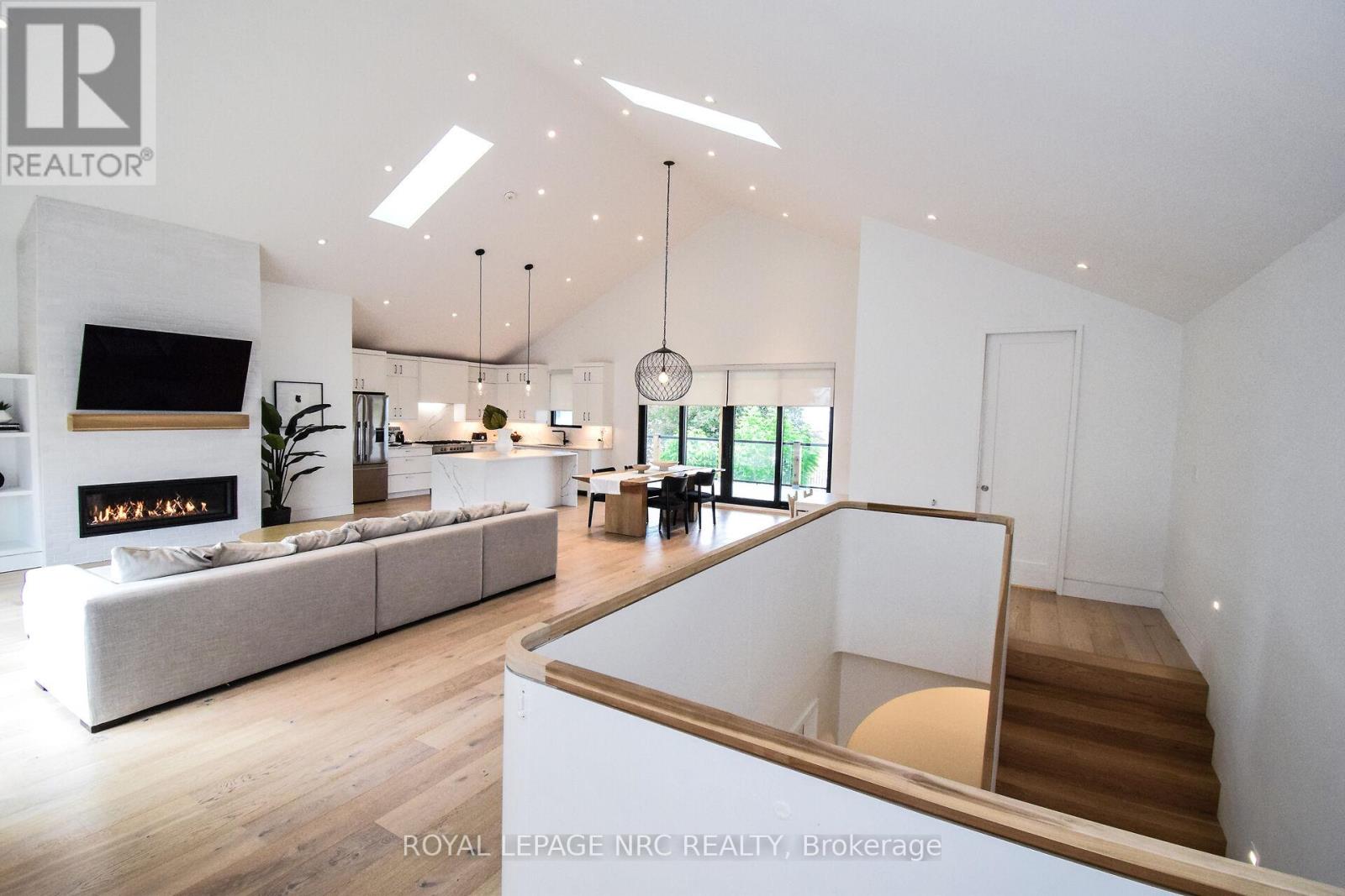 82 Ivy Crescent, Thorold, Ontario  L2V 0J9 - Photo 12 - X12760016