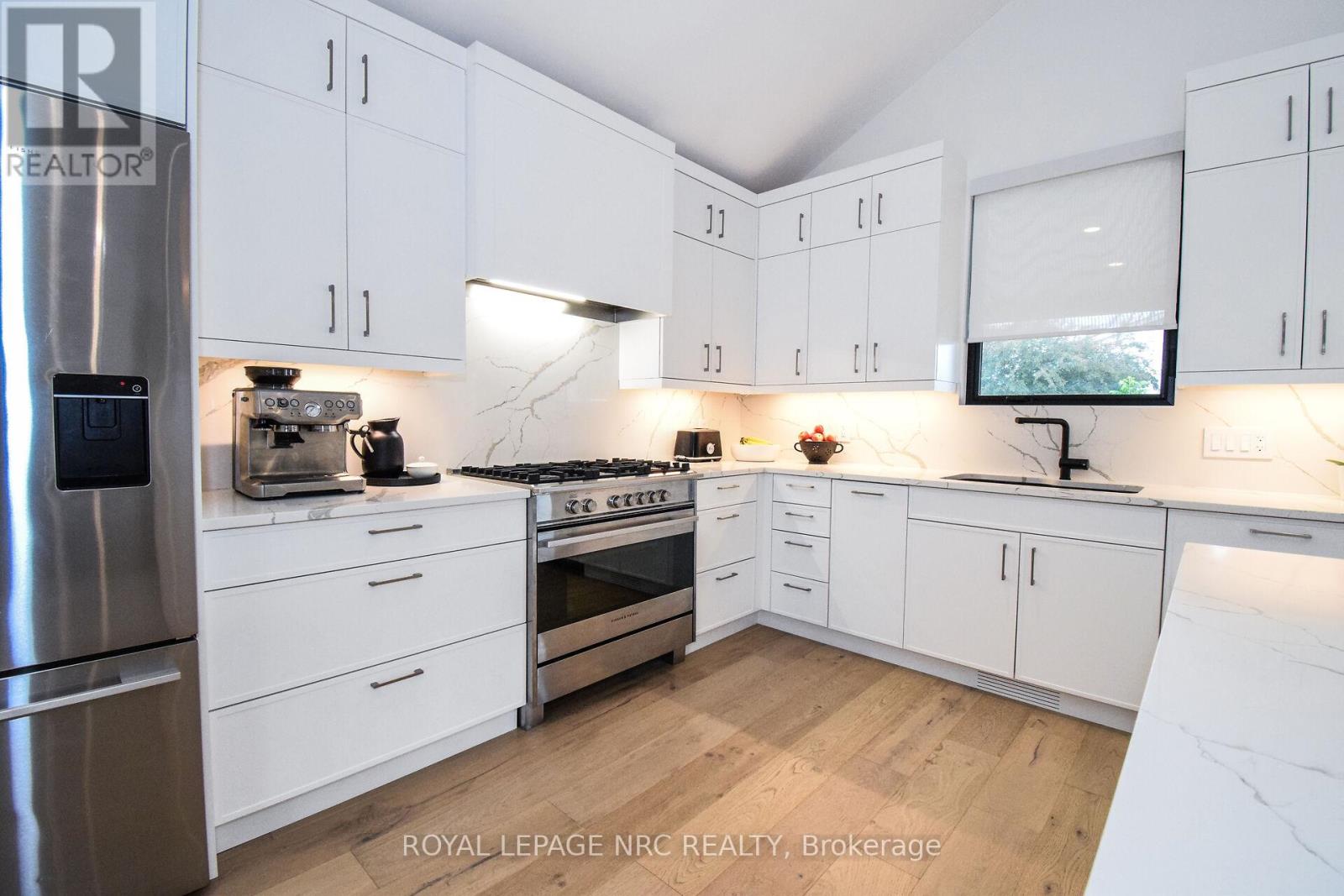 82 Ivy Crescent, Thorold, Ontario  L2V 0J9 - Photo 32 - X12760016