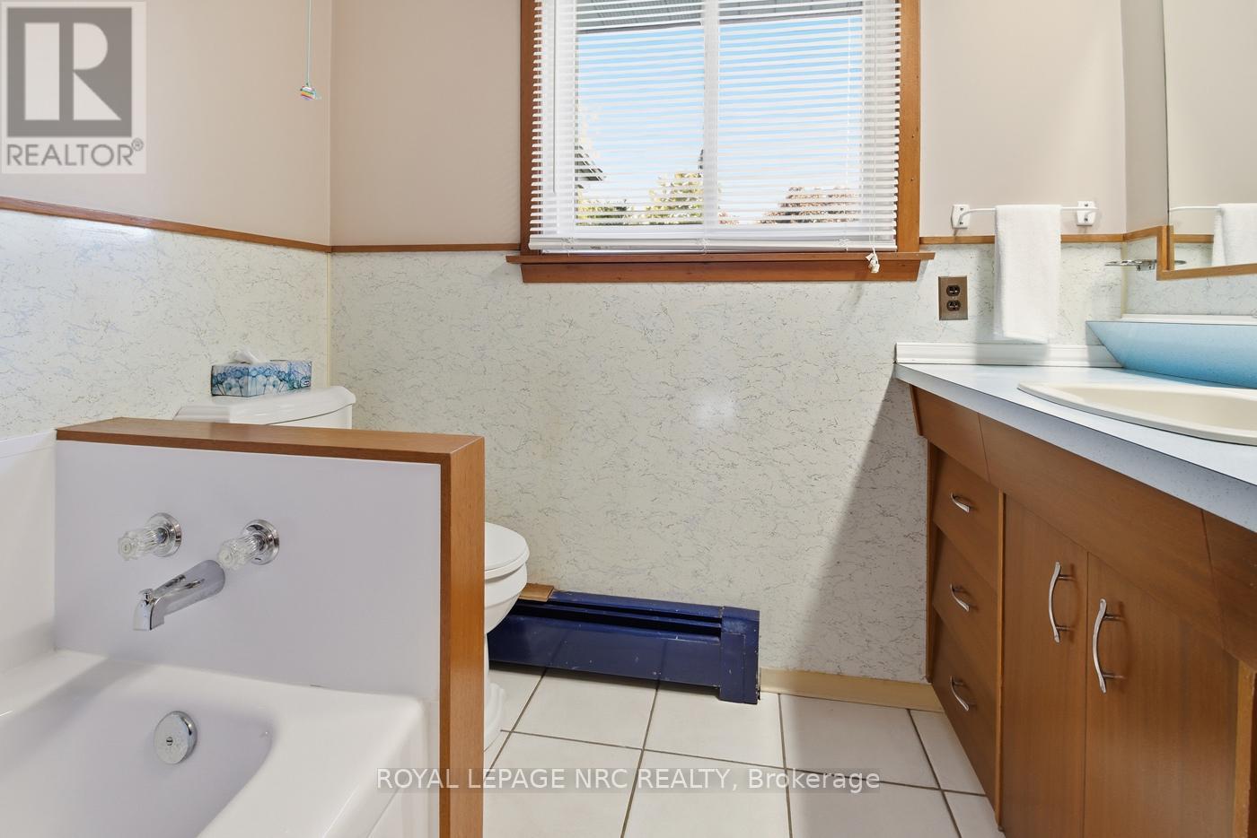 10592 Woodland Drive, Wainfleet, Ontario  L3K 5V4 - Photo 25 - X12760060