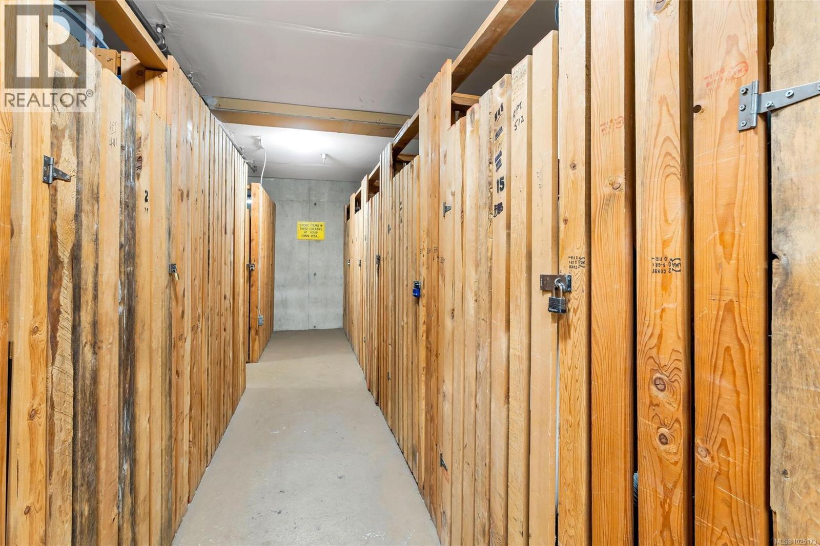 512 1745 Leighton Rd, Victoria, British Columbia  V8R 6R6 - Photo 39 - 1025173