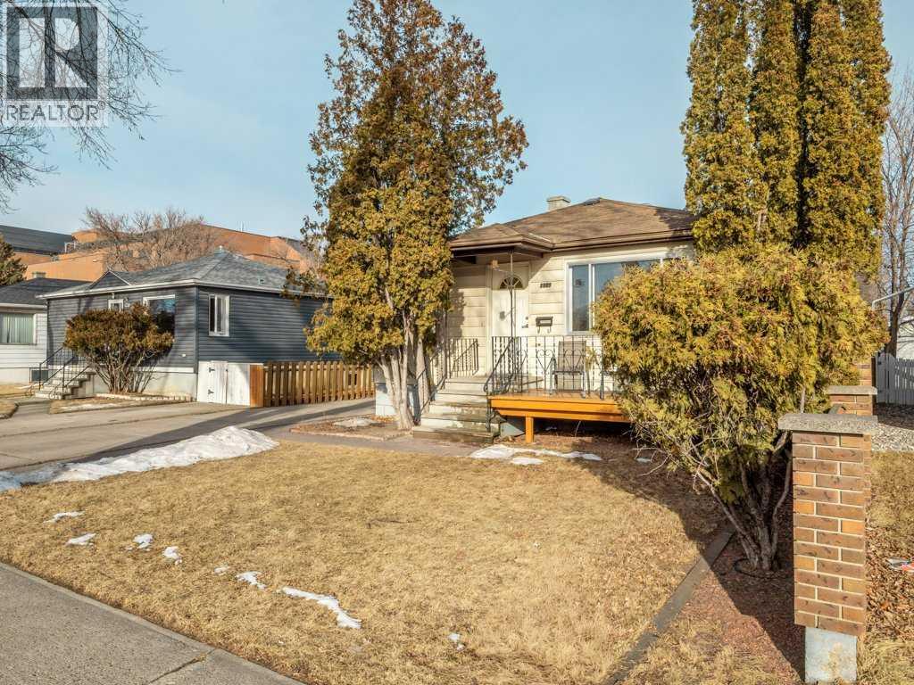 1909 10 Avenue S, Lethbridge, Alberta  T1K 0B8 - Photo 3 - A2283762