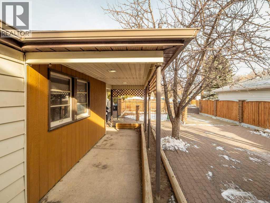 1909 10 Avenue S, Lethbridge, Alberta  T1K 0B8 - Photo 42 - A2283762