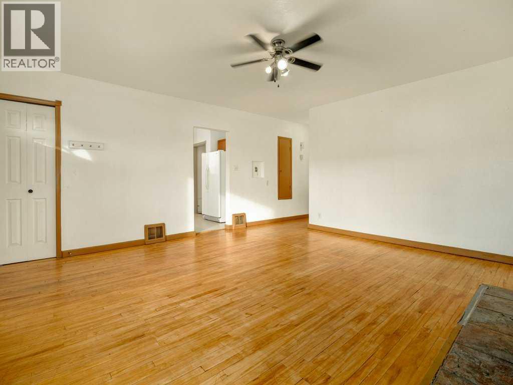 1909 10 Avenue S, Lethbridge, Alberta  T1K 0B8 - Photo 7 - A2283762