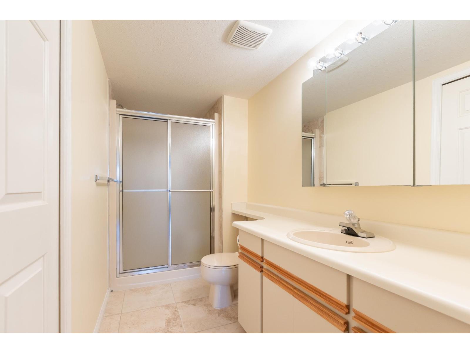 205 19645 64 Avenue, Langley, British Columbia  V2Y 1L2 - Photo 22 - R3086819