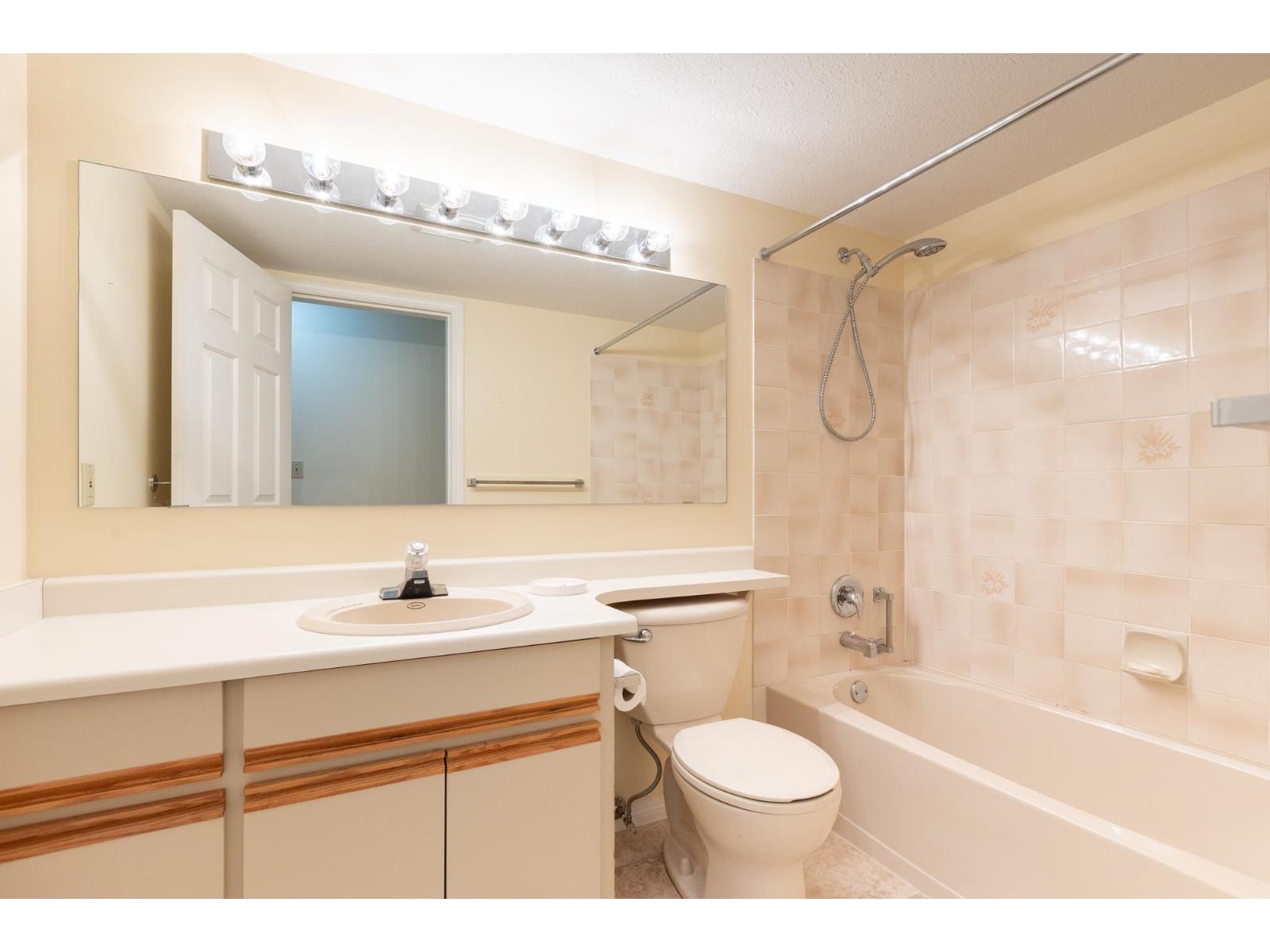 205 19645 64 Avenue, Langley, British Columbia  V2Y 1L2 - Photo 26 - R3086819