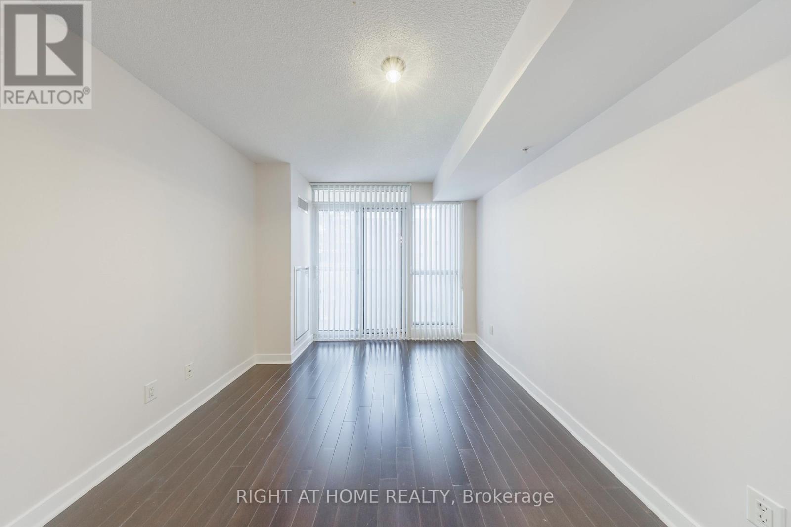 501 - 295 Adelaide Street W, Toronto, Ontario  M5V 0L4 - Photo 23 - C12760036