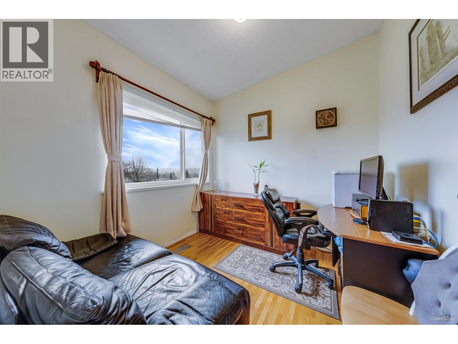 4646 Charlotte Court, Burnaby, British Columbia  V5G 2R8 - Photo 13 - R3086684