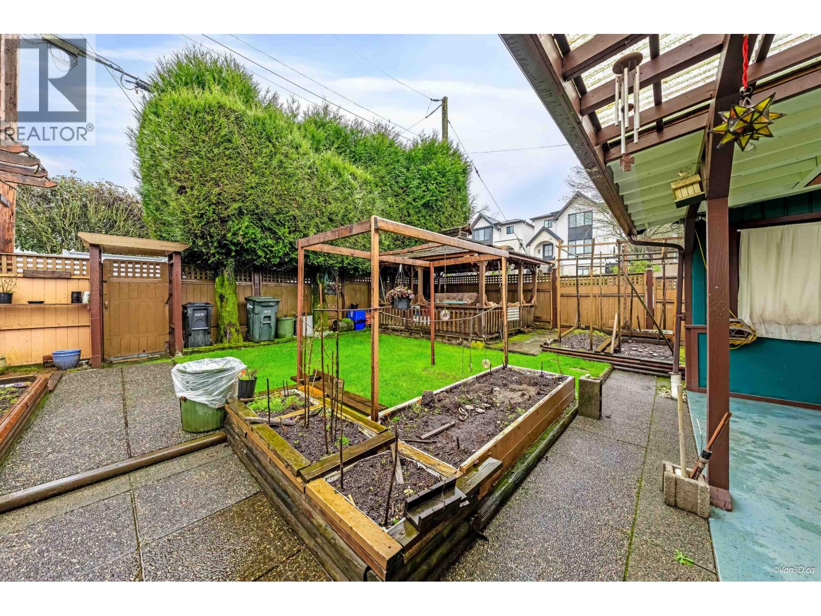 4646 Charlotte Court, Burnaby, British Columbia  V5G 2R8 - Photo 25 - R3086684