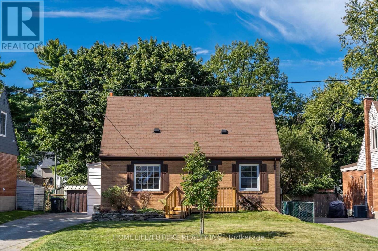 142 Harewood Avenue, Toronto, Ontario  M1M 2R7 - Photo 1 - E12760030