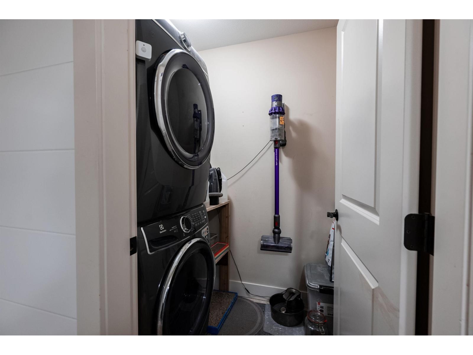 203 19530 65 Avenue, Surrey, British Columbia  V4N 6M1 - Photo 12 - R3086882