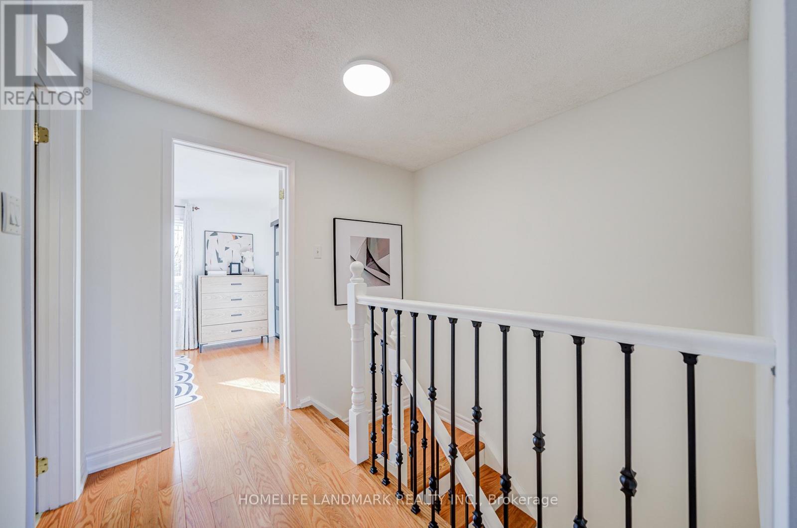 101 Upton Crescent, Markham, Ontario  L3R 3T3 - Photo 22 - N12760024