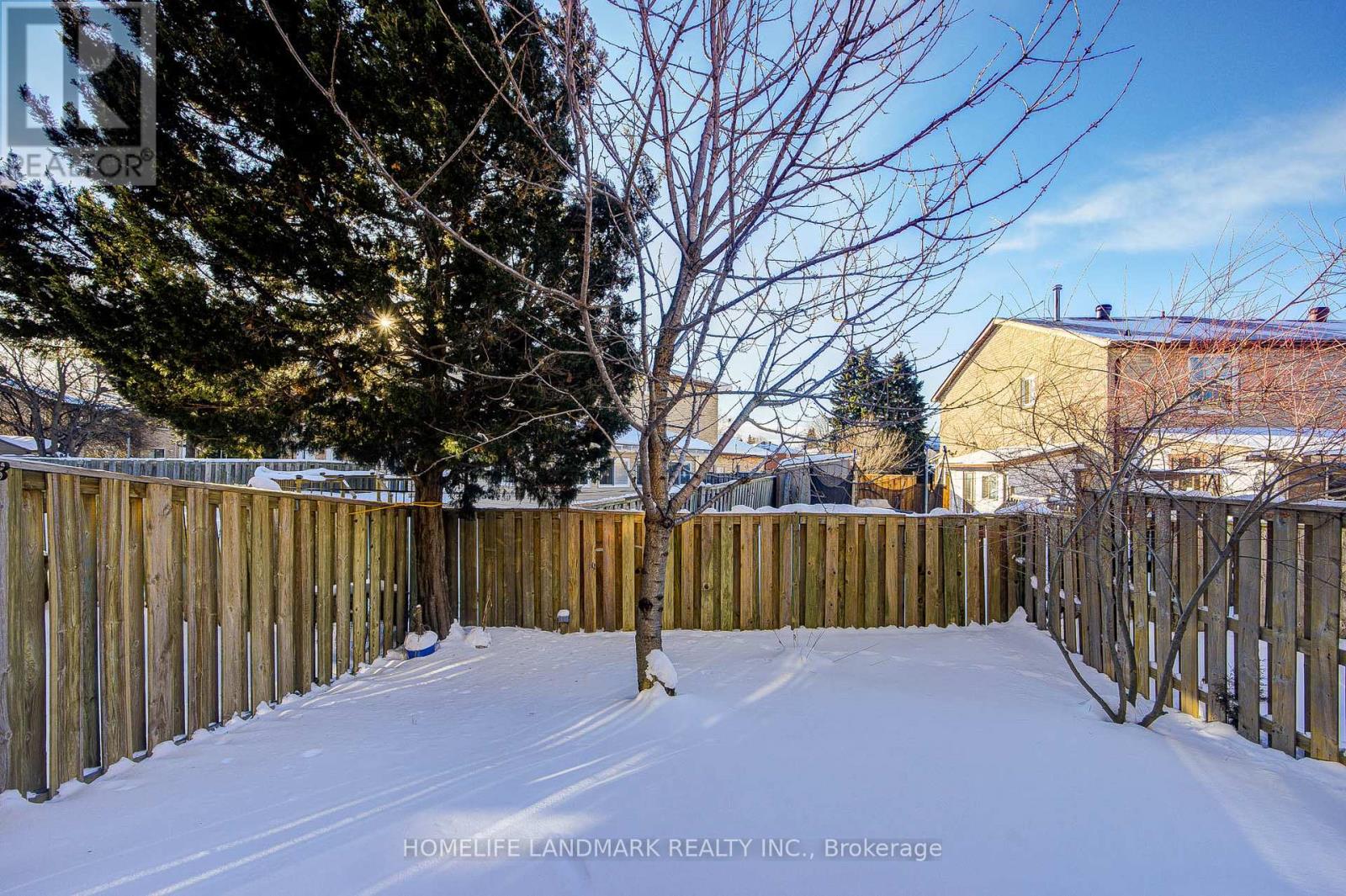 101 Upton Crescent, Markham, Ontario  L3R 3T3 - Photo 45 - N12760024