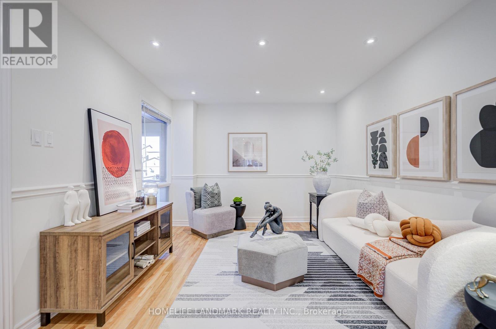 101 Upton Crescent, Markham, Ontario  L3R 3T3 - Photo 5 - N12760024