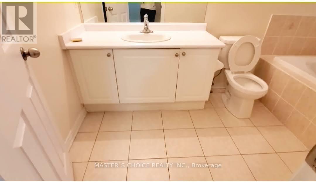 100 Rougeview Park Crescent, Markham, Ontario  L6E 0P9 - Photo 20 - N12760044