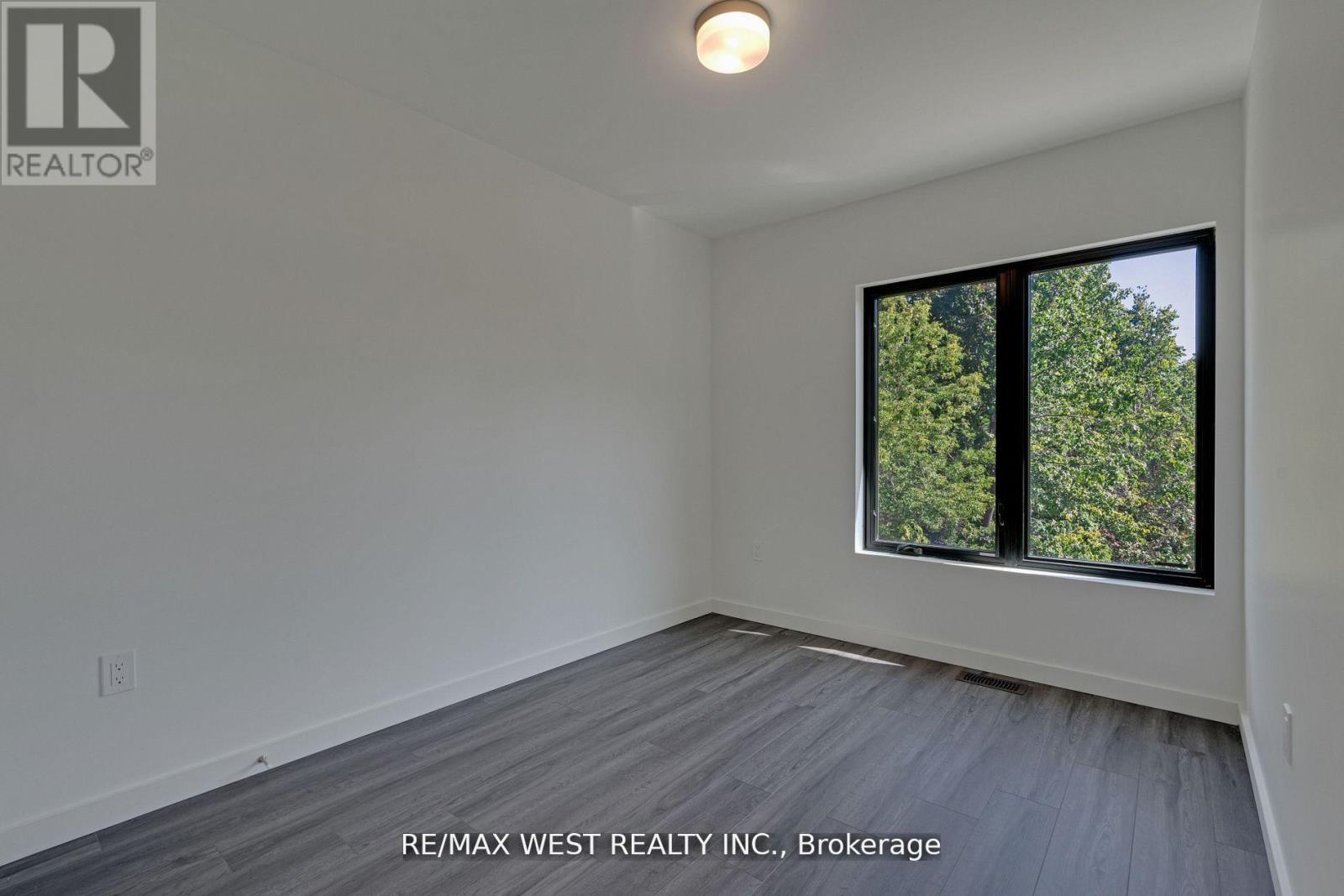 10 Rainwater Lane, Barrie, Ontario  L4N 9J6 - Photo 26 - S12760068