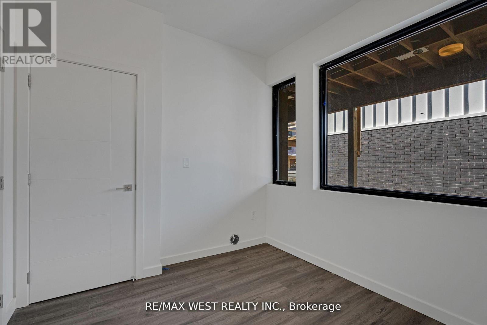 10 Rainwater Lane, Barrie, Ontario  L4N 9J6 - Photo 6 - S12760068