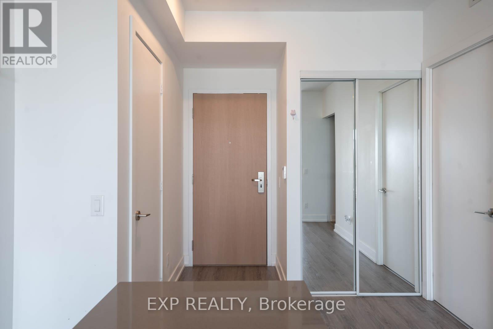 5206 - 7 Grenville Street E, Toronto, Ontario  M4Y 0E9 - Photo 26 - C12715758