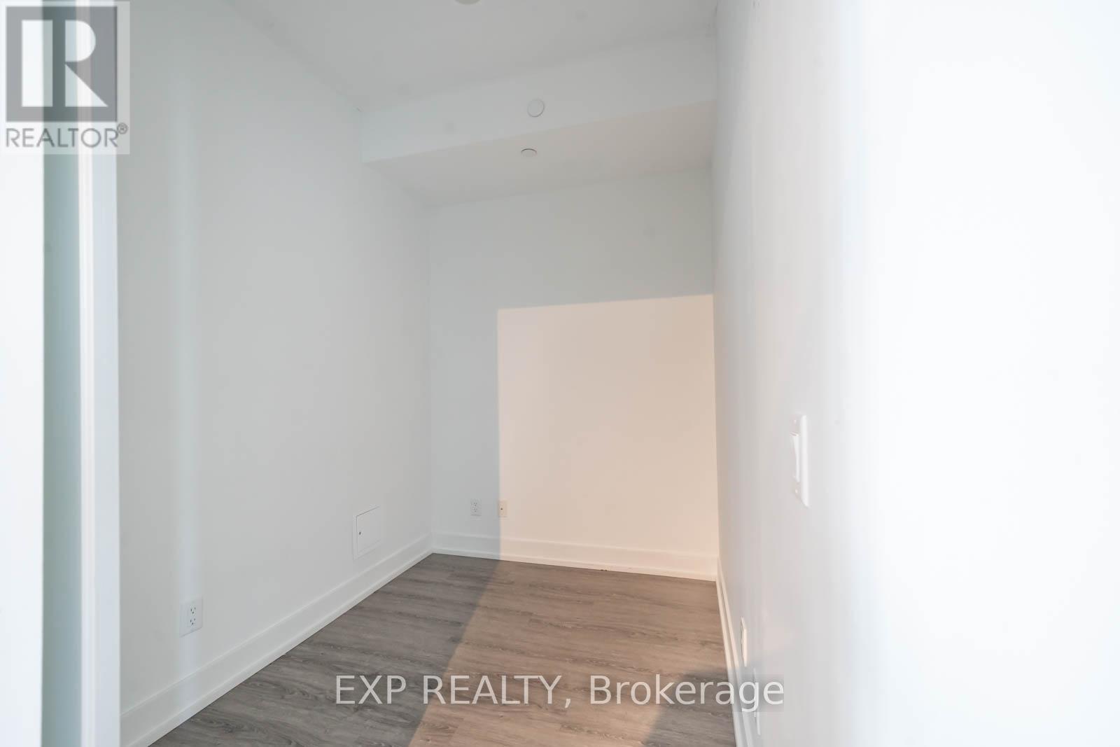 5206 - 7 Grenville Street E, Toronto, Ontario  M4Y 0E9 - Photo 24 - C12715758