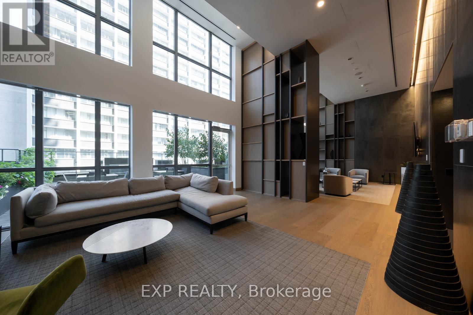 5206 - 7 Grenville Street E, Toronto, Ontario  M4Y 0E9 - Photo 32 - C12715758