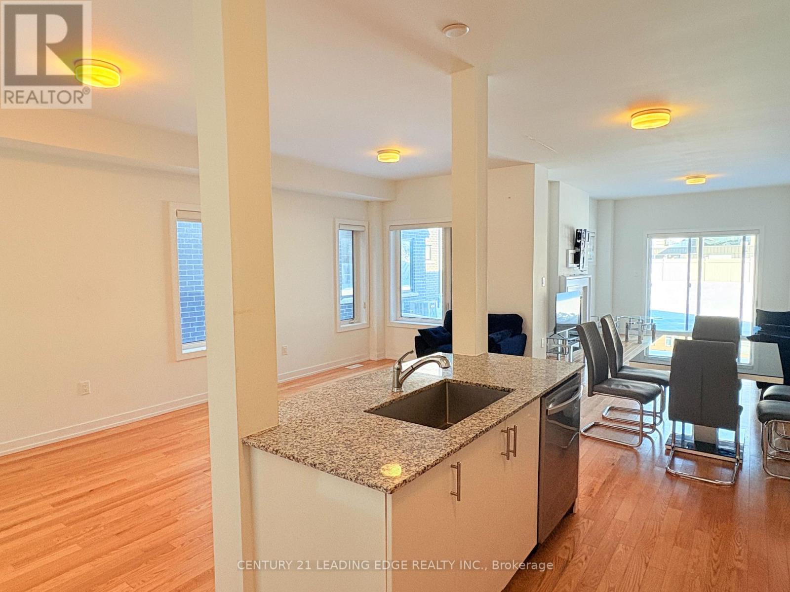 11 Liam Foudy Court, Toronto, Ontario  M1P 0G3 - Photo 18 - E12635256