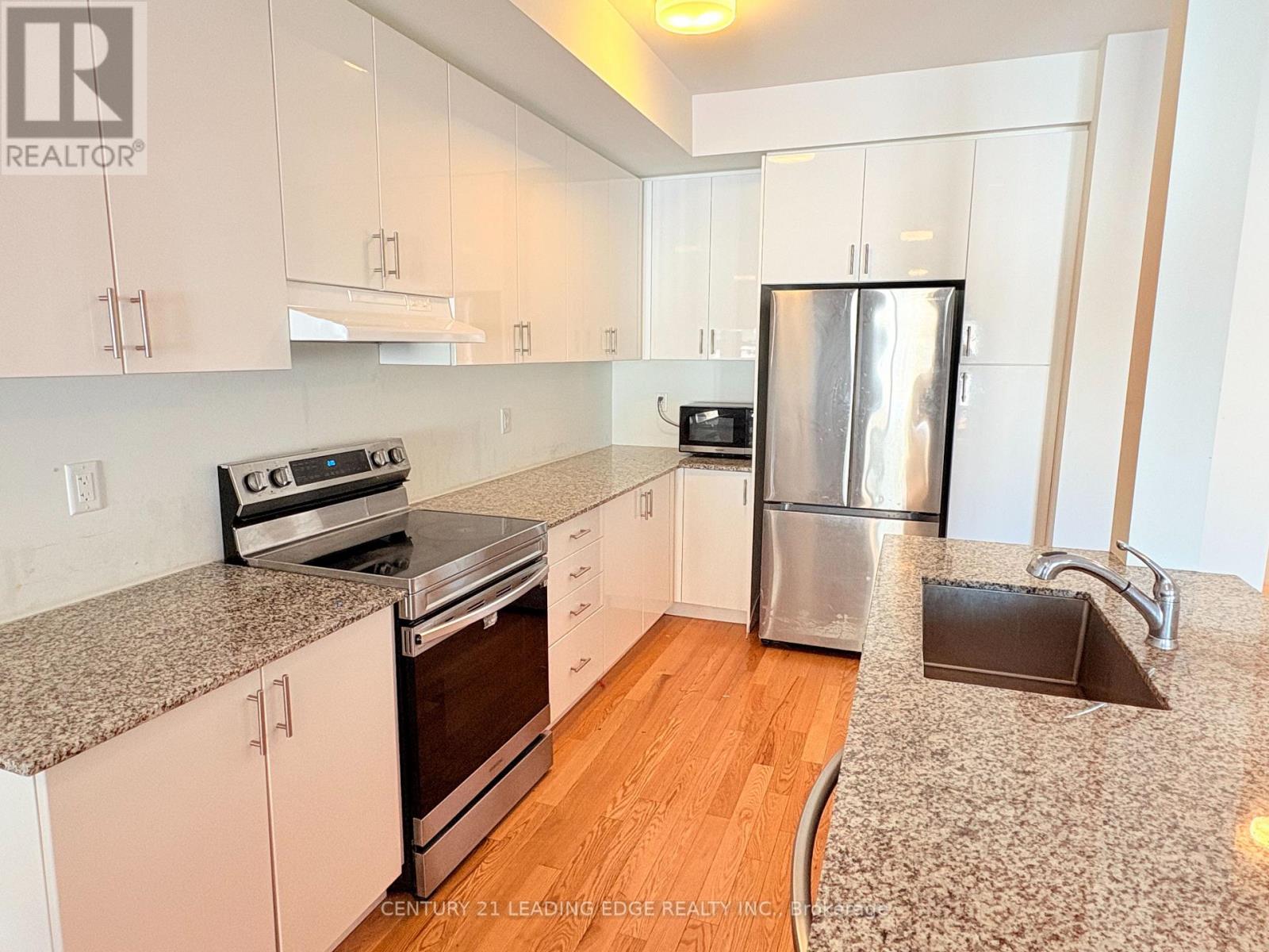 11 Liam Foudy Court, Toronto, Ontario  M1P 0G3 - Photo 10 - E12635256