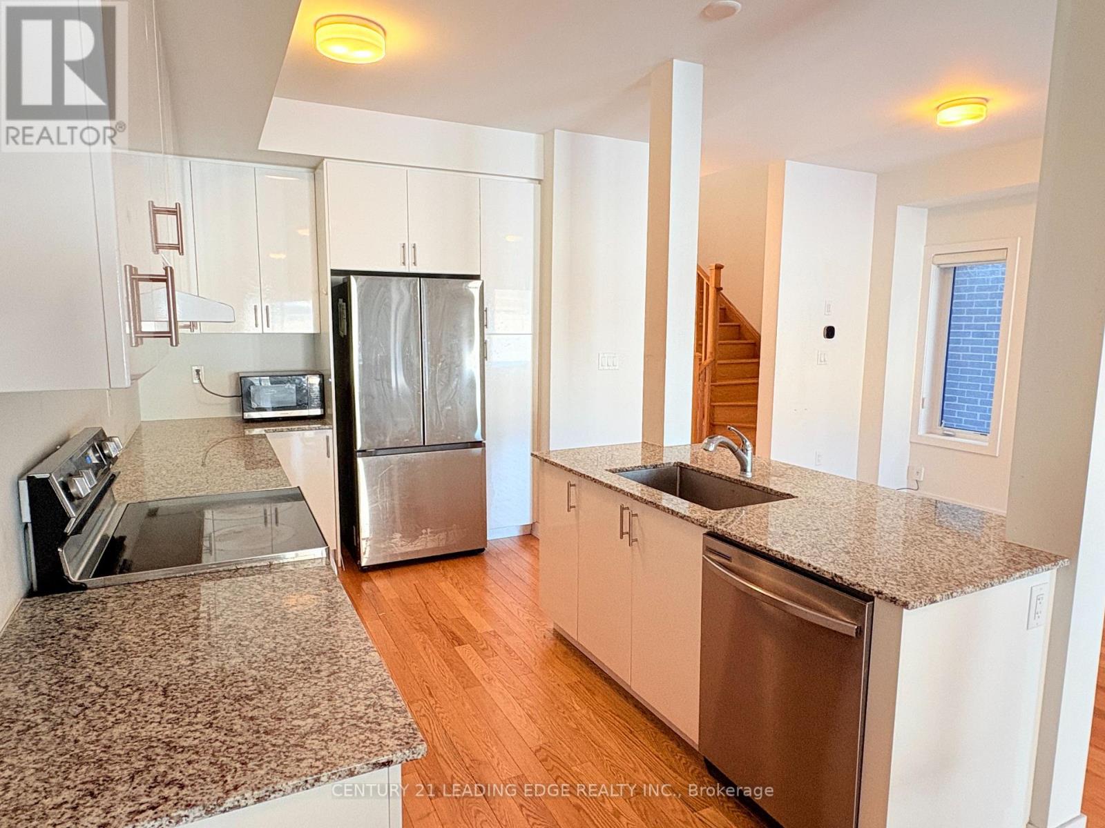 11 Liam Foudy Court, Toronto, Ontario  M1P 0G3 - Photo 11 - E12635256