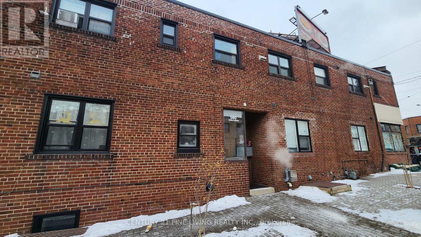 #5 (LOWER) - 580 NAIRN AVENUE W, Toronto, Ontario