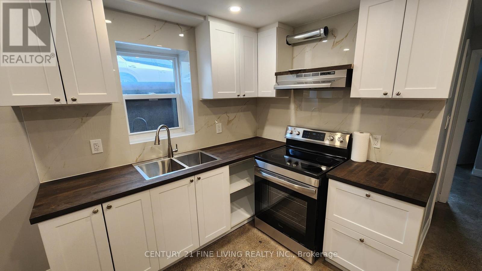 #5 (Lower) - 580 Nairn Avenue W, Toronto, Ontario  M6E 2K4 - Photo 7 - W12760034