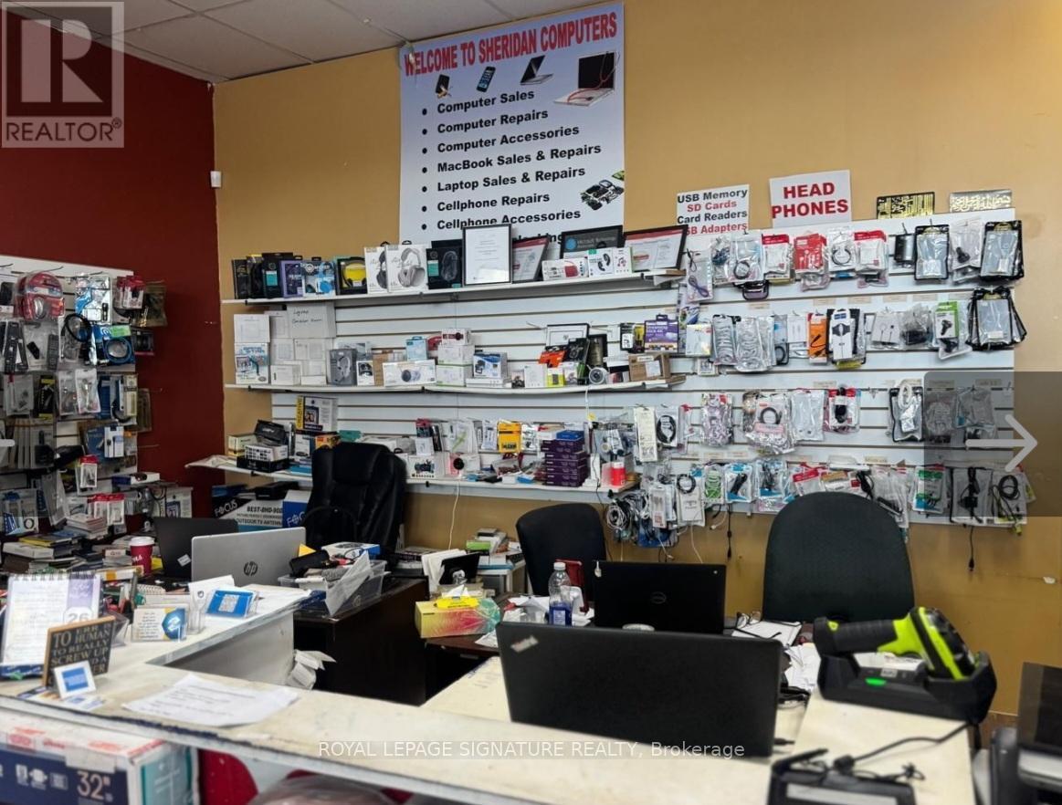 122 - 5602 Tenth Line W, Mississauga, Ontario  L5M 7L9 - Photo 4 - W12760046