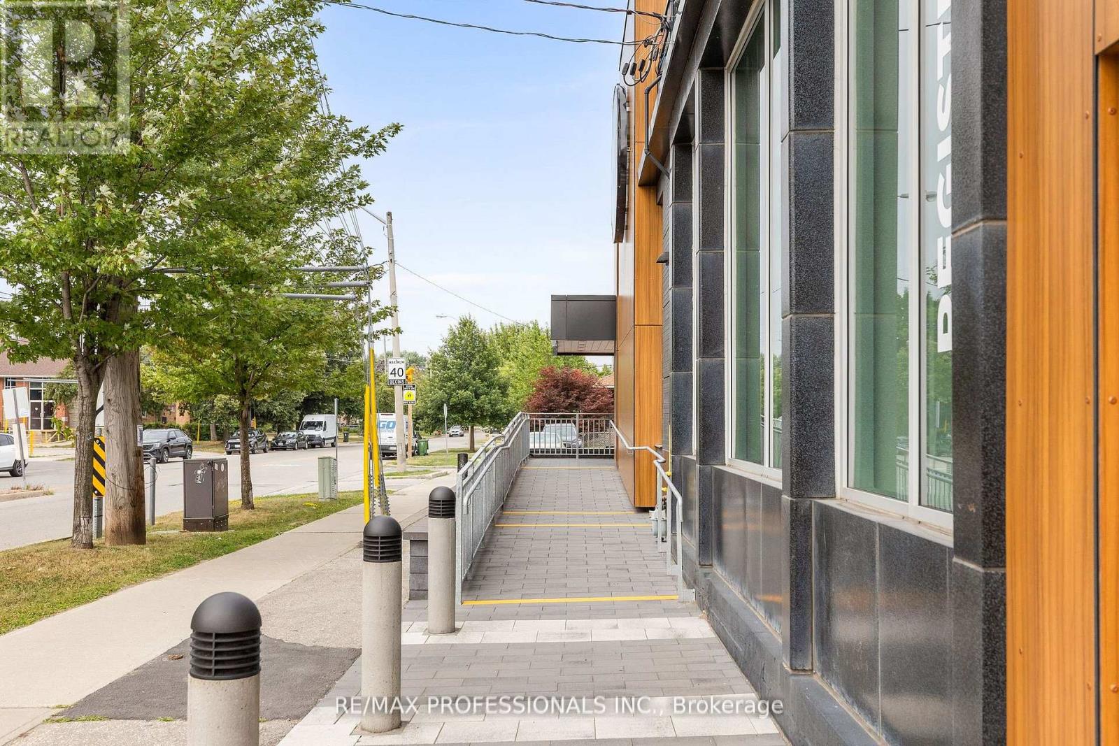 2nd Floor - 430 Browns Line, Toronto, Ontario  M8W 3T9 - Photo 3 - W12760064