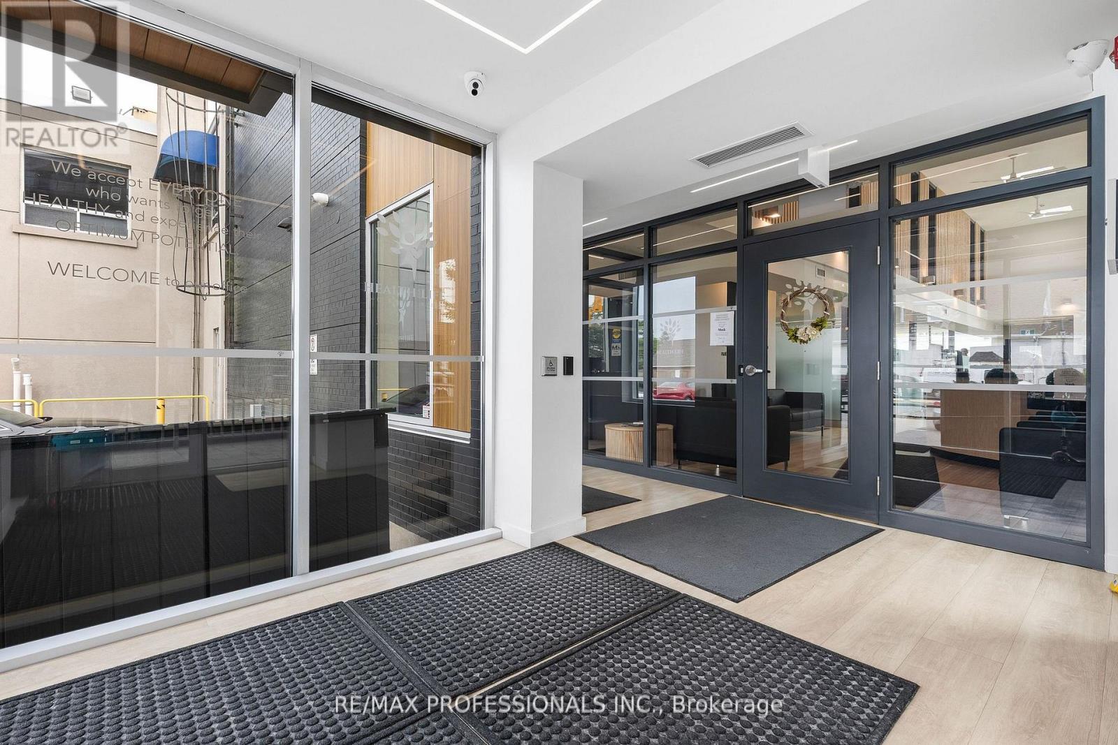 2nd Floor - 430 Browns Line, Toronto, Ontario  M8W 3T9 - Photo 7 - W12760064