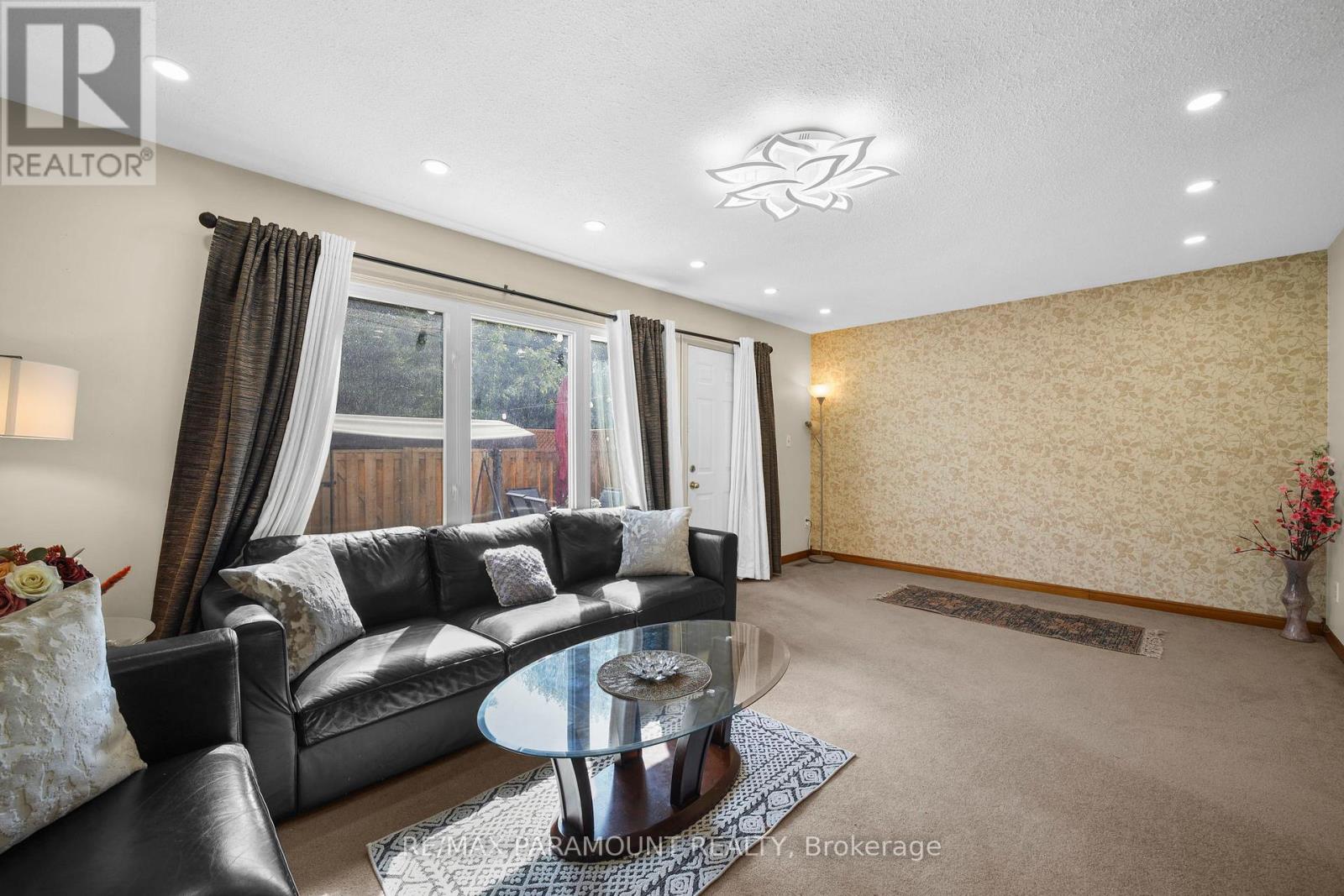 4 - 85 Albright Road, Hamilton, Ontario  L8K 6H1 - Photo 12 - X12760018